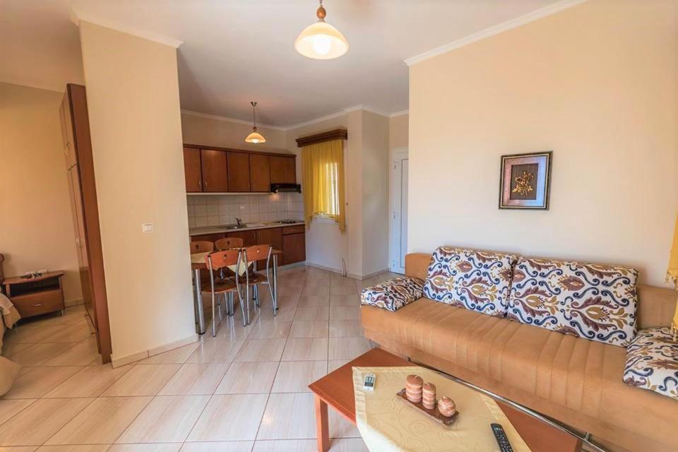 Anna Apartments Криси Амудия Екстериор снимка