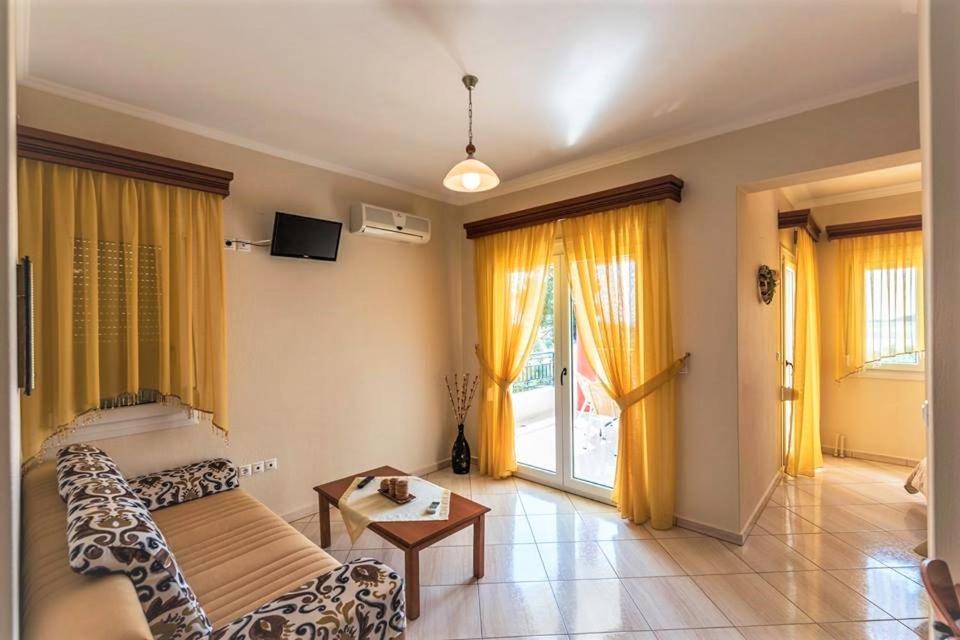 Anna Apartments Криси Амудия Екстериор снимка