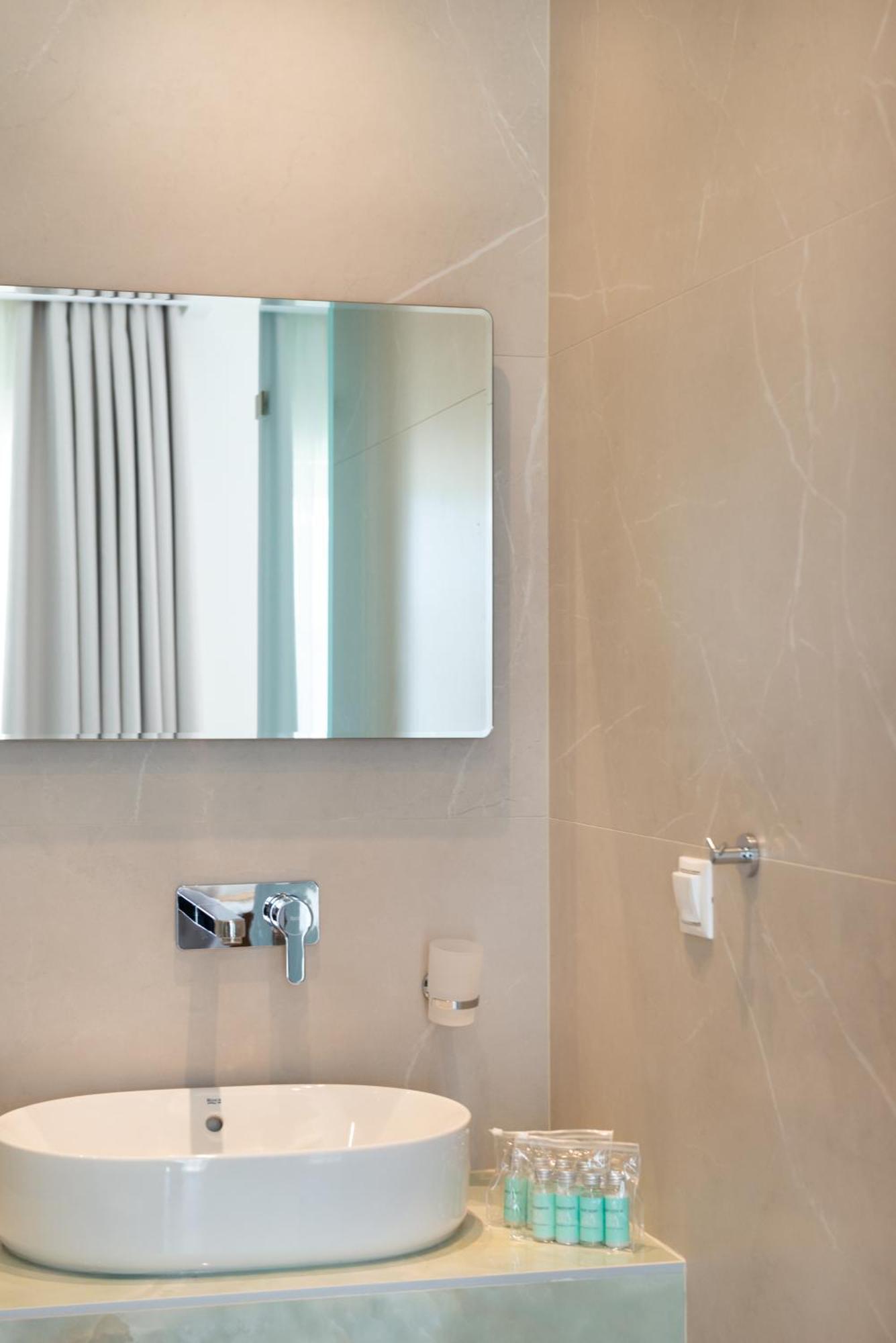 Anna Apartments Криси Амудия Екстериор снимка